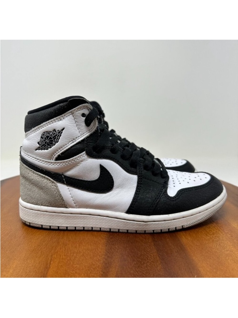 Nike Air Jordan 1 Retro High‎ og Shoes Mens Size 5.5 Womens 7